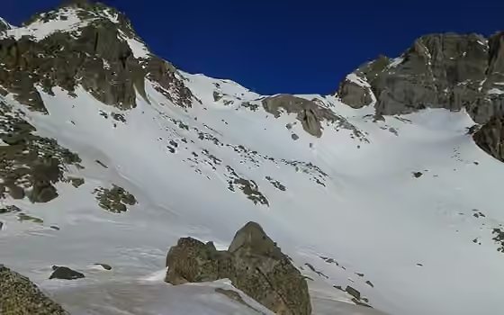 Pico de Clarabide (3.020 m), macizo Perdiguero · Gourgs Blancs · Maupás