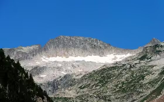 Tuca de Mulleres (3.010 m), macizo Maladeta · Aneto