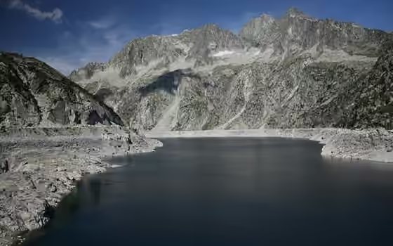 Pointe Reboul-Vidal (3.007 m), macizo Néouvielle · Pic Long
